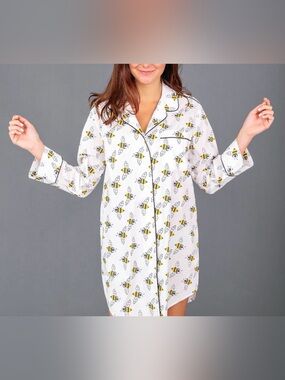 August Morgan Blue Zebra & Bee Button Down Sleep Shirts Size XS